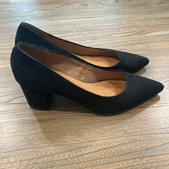 Corso Como Black Heels - Picture 4 of 9